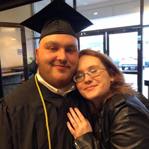 Meet your Posher, Tuesday - Picture 1 of 1